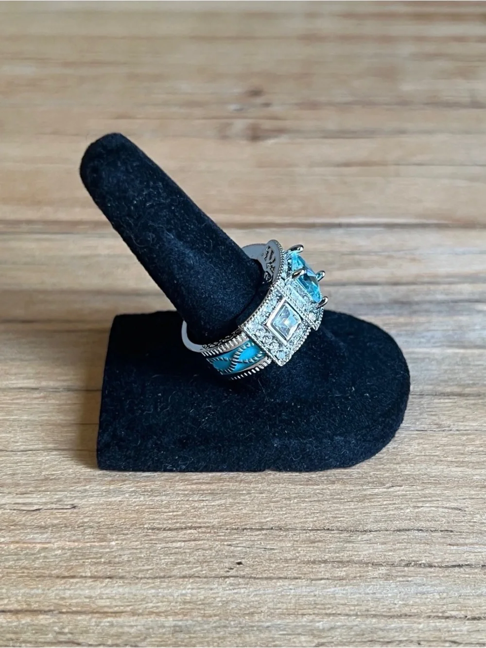 Silver Tone Fashion Ring with Blue Square Stone and Clear Accents size 7.5-NWOT